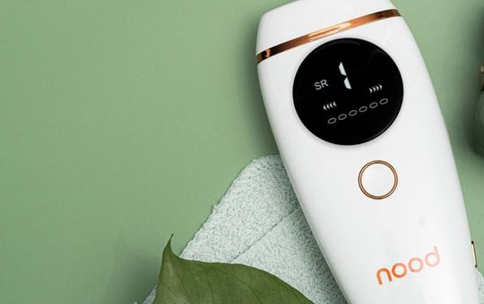 Nood 2.0 Flasher on a green background